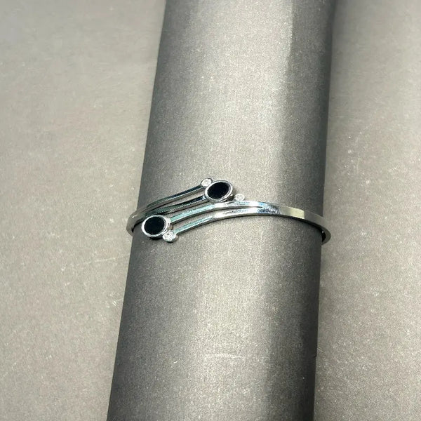 Silver Bangle with Diamond Gemstone - Zircon Luxury