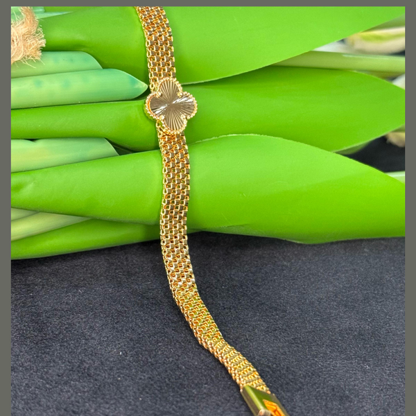 Luxury Golden Bracelets - Golden chain Bracelet