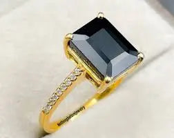 Gold-Plated Ring with  Black Stone - Zircon Luxury